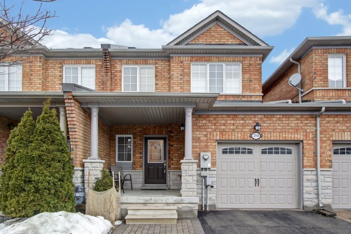Sold- Vaughan Luxury Town House on Ronan Crescent