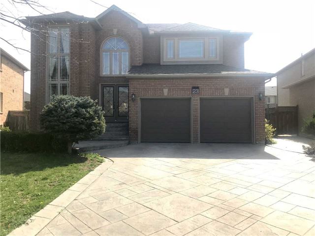 Sold- Maple Luxury Home on Inverness Close