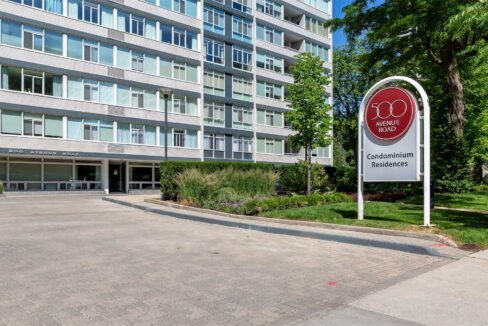 Toronto Condominium now leased at 500 Avenue Rd. Presented by Dawna Borg, Broker at RE/MAX Premier(416)987-8000