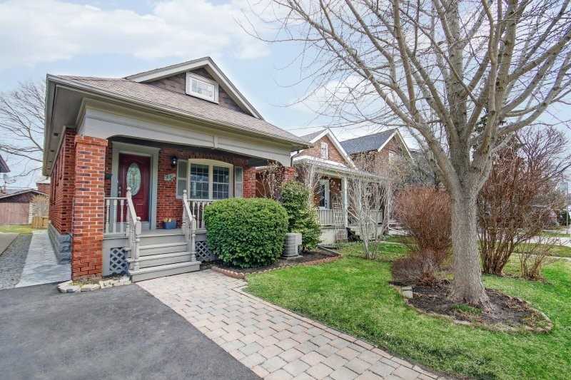 Sold- Toronto Detached Bungalow On Sixth Street
