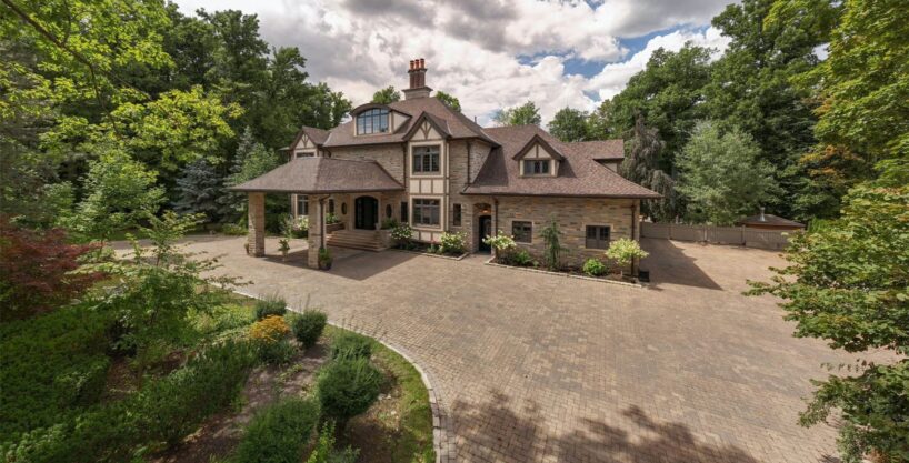 Vaughan Luxury Home for Sale at 40 Golf Avenue