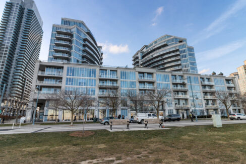 1 BDRM Condo for Lease at 58 Marine Parade Dr 229 in Toronto. Presented by Dawna Borg, Broker and Nikki Borg, Sales Representative at RE/MAX Premier Inc., Brokerage (416)987-8000