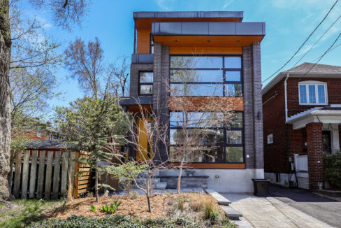 4+1 Bedroom Detached Home for Sale at 83 Morningside Ave. Toronto. Presented by Dawna Borg, Broker and Nikki Borg, Sales Representative at RE/MAX Premier Inc., Brokerage (416) 987-8000