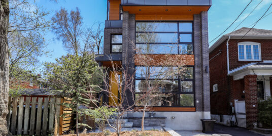 4+1 Bedroom Detached Home for Sale at 83 Morningside Ave. Toronto. Presented by Dawna Borg, Broker and Nikki Borg, Sales Representative at RE/MAX Premier Inc., Brokerage (416) 987-8000