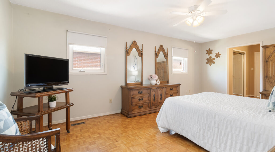 57_Vineyard_Court_045