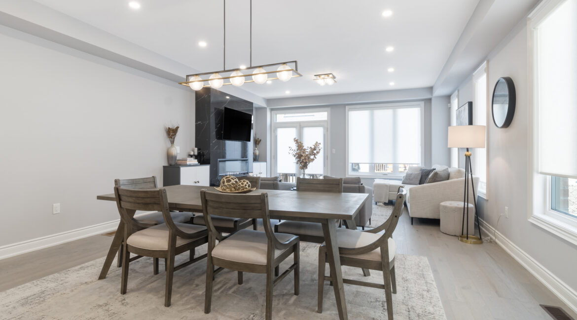 52_Montrose_Blvd_029