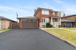 3 Bedroom Detached Home now Sold Victory Dr, Toronto. Presented by Dawna Borg, Broker and Nikki Borg, Sales Representative at RE/MAX Premier Inc., Brokerage (416)987-8000