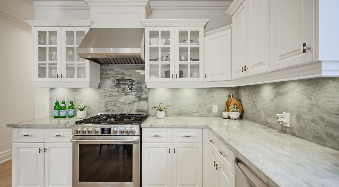 12-Kitchen-3