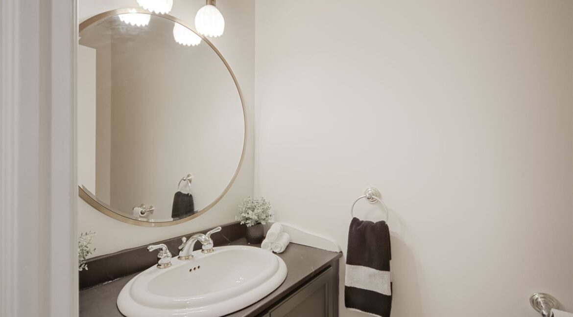 17-PowderRoom-1