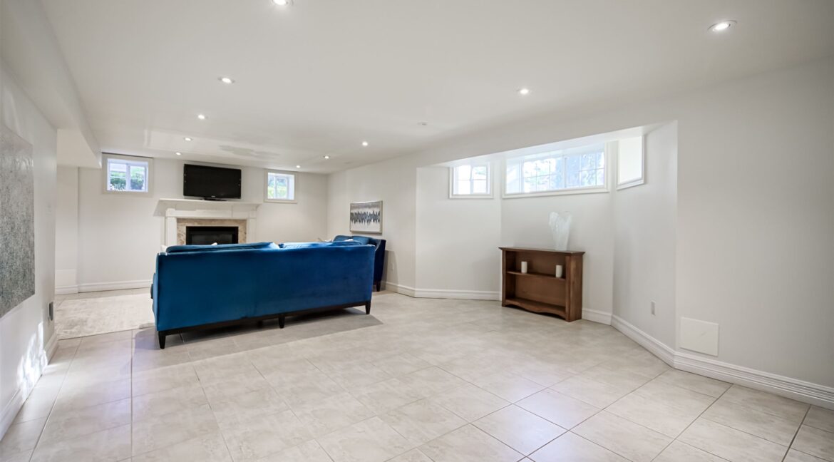 32-Lower_Level_RecreationRoom-1