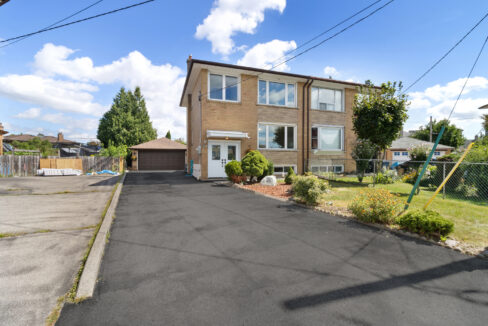 4 Bedroom Semi-Detached Home for Sale 79 Pamille Pl, Toronto. Presented by Dawna Borg, Broker or Nikki Borg, Sales Representative at RE/MAX Premier Inc., Brokerage (416)987-8000
