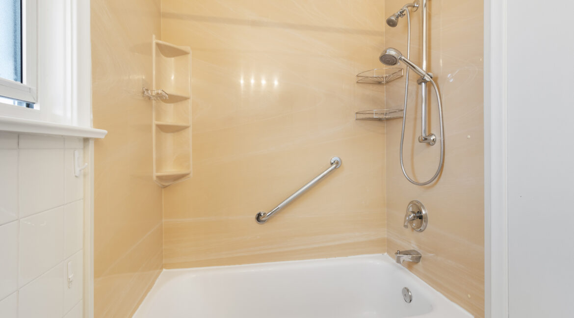 79_Pamille_Place_039