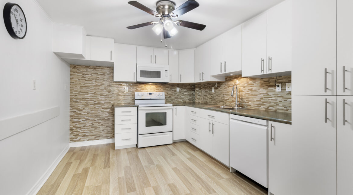 79_Pamille_Place_044