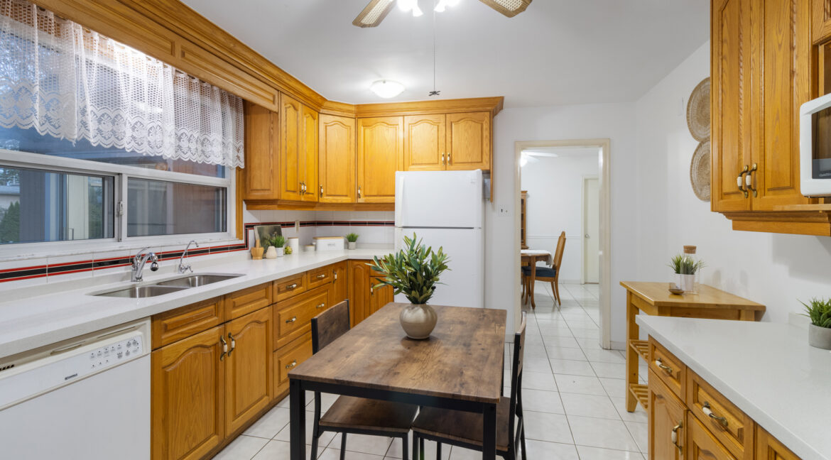 203_Martin_Grove_Road_026