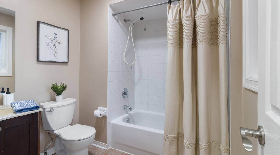 81_Purcell_Crescent_036