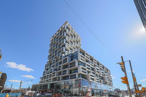 1+1 Bedroom Condominium for Lease at 8 Hillsdale Ave E 1237, Toronto. Presented by Dawna Borg, Broker at RE/MAX Premier Inc., Brokerage (416) 987-8000