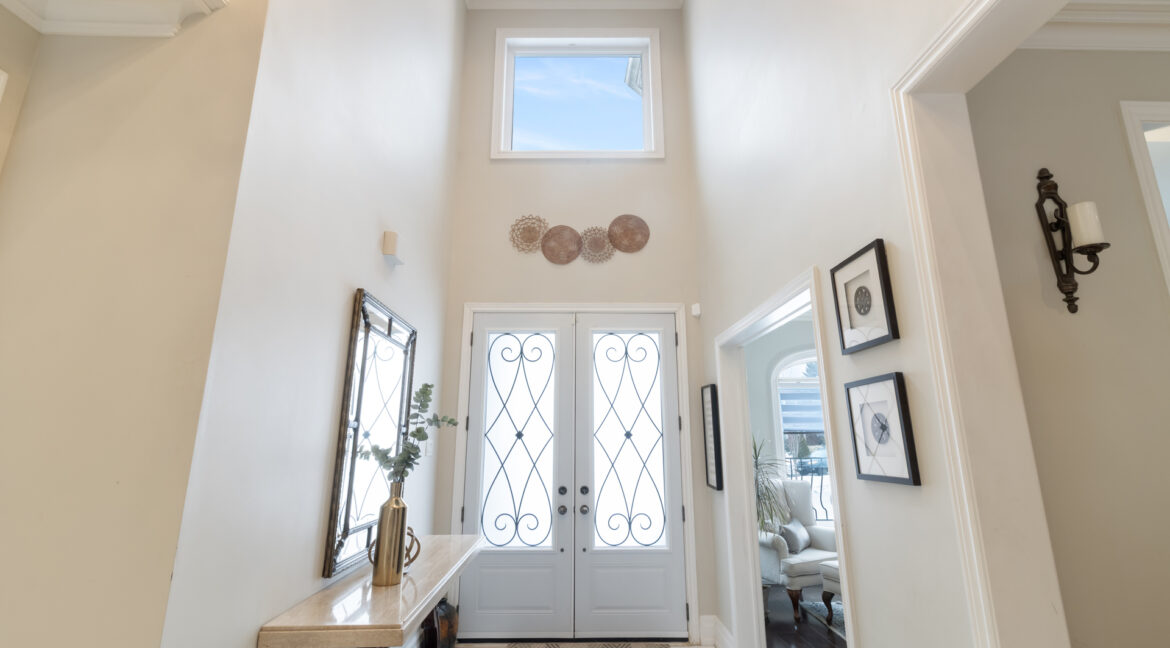 48_Vaughan_Mills_Road_009