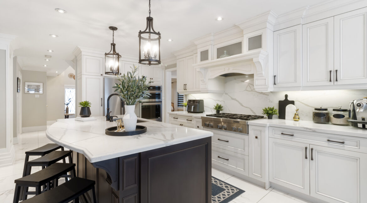 48_Vaughan_Mills_Road_027