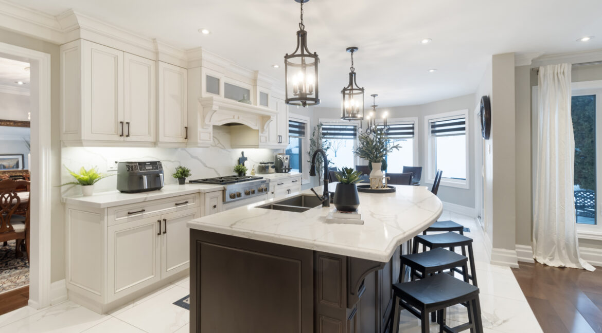 48_Vaughan_Mills_Road_032