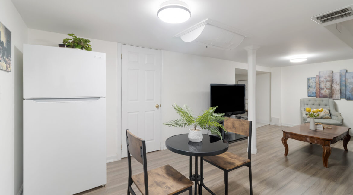 48_Vaughan_Mills_Road_077