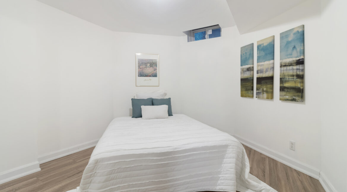 48_Vaughan_Mills_Road_081