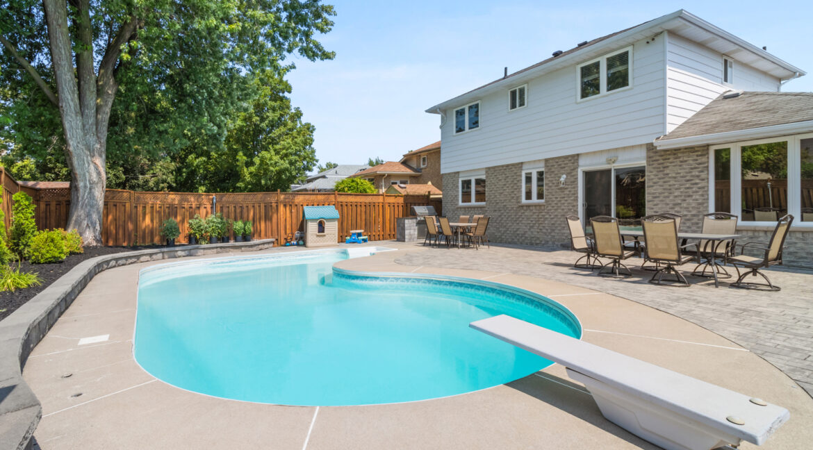 426_Maplegrove_Avenue_062