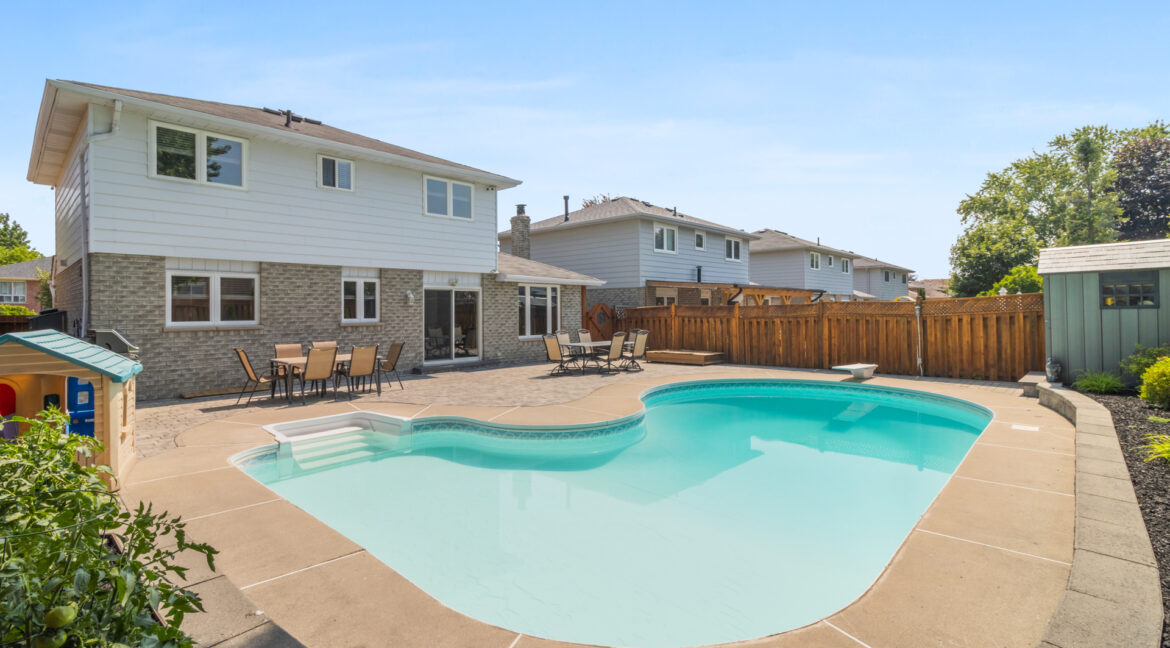 426_Maplegrove_Avenue_065