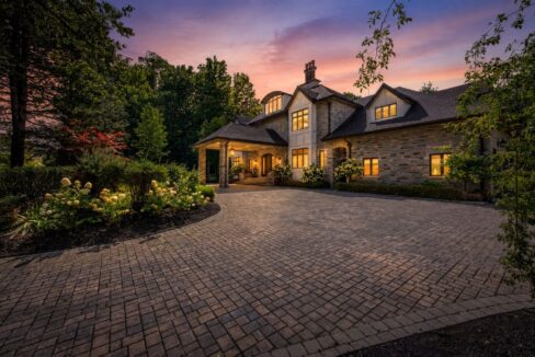 5+1 Bedroom Luxury home for Sale at 40 Golf Avenue in Vaughan. Presented by Dawna Borg, Broker and Nikki Borg, Sales Representative at REMAX Premier Inc., Brokerage (416) 987-8000