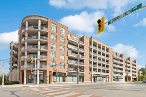 2 BDRM Condominium for Lease at 281 Woodbridge Ave. 407 Vaughan. Presented by Dawna Borg, Broker at REMAX Premier Inc. Brokerage (416)987-8000